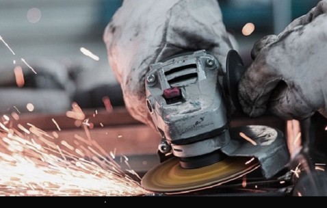 網紅越野唐僧疑熬夜直播后去世